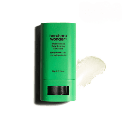 Black Bamboo Daily Soothing Sun Shield
SPF50+ PA++++ (20g)